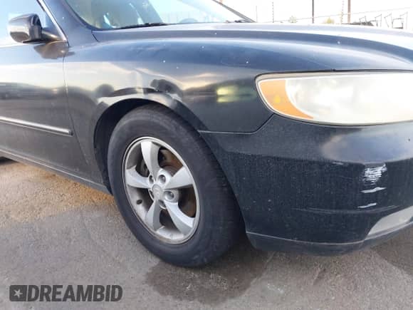 2006 Hyundai Azera SE with VIN KMHFC46F56A114031, listed as a IAAI auction lot 43610131 with 119,506 mi miles and . Bid and sale history available at DreamBid. Image 12.