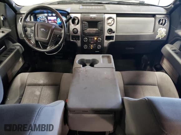✅ 2013 Ford F-150 XL • VIN: 1FTFW1EF7DKD61635 • Lot: 49081274. Listed on Copart with 223,902 mi. Free auction sales archive from the USA and detailed vehicle history report at DreamBid. Image 8.