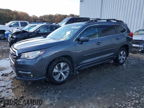 ✅ 2019 Subaru Ascent Premium • VIN: 4S4WMACD1K3427056 • Lot: 89436765. Listed on Copart with 92,425 mi. Free auction sales archive from the USA and detailed vehicle history report at DreamBid. Image 1.