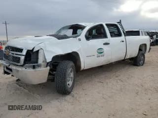 ✅ 2014 Chevrolet Silverado 2500HD Work Truck • VIN: 1GC1CVCGXEF181288 • Lot: 86278934. Wystawiony na Copart z przebiegiem Nie podano. Bezpłatny archiwum sprzedaży aukcyjnych z USA i szczegółowy raport historii pojazdu na DreamBid. Zdjęcie 1.
