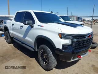 ✅ 2023 Chevrolet Silverado 1500 ZR2 • VIN: 3GCUDHEL7PG228705 • Лот: 41766773. Опубликован ранее на IAAI с пробегом 47 215 миль. Бесплатный доступ к архиву аукционных продаж из США и подробный отчёт об истории автомобиля на DreamBid. Изображение 1.