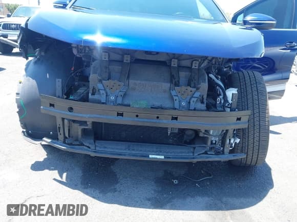 ✅ 2023 Audi Q4 e-tron Sportback Prestige • VIN: WA142BFZ5PP005042 • Lot: 42761191. Listed on IAAI with 33,737 mi. Free auction sales archive from the USA and detailed vehicle history report at DreamBid. Image 6.