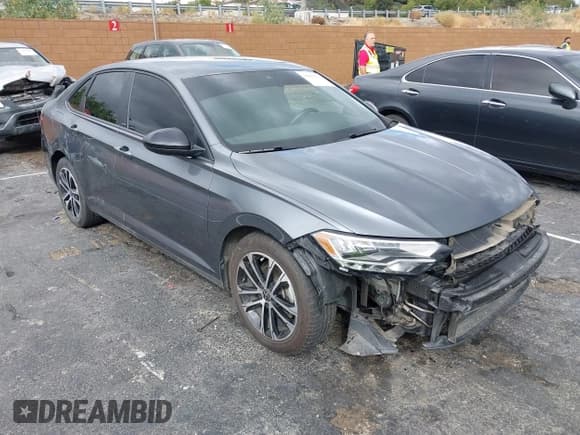✅ 2024 Volkswagen Jetta Sport • VIN: 3VWBM7BU5RM060191 • Lot: 43430431. Listed on IAAI with 46,899 mi. Free auction sales archive from the USA and detailed vehicle history report at DreamBid. Image 1.