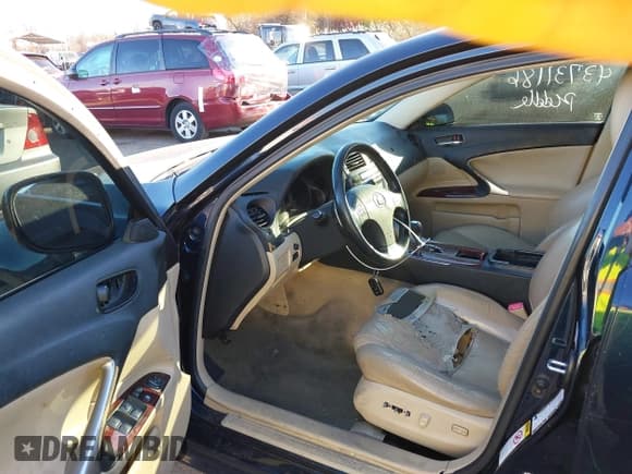 ✅ 2006 Lexus IS 250 • VIN: JTHCK262X62005004 • Lot: 43731186. Listed on IAAI with 264,000 mi. Free auction sales archive from the USA and detailed vehicle history report at DreamBid. Image 5.