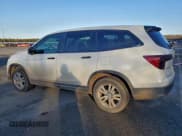 ✅ 2017 Honda Pilot LX • VIN: 5FNYF6H1XHB032601 • Lot: 94958345. Listed on Copart with 213,237 mi. Free auction sales archive from the USA and detailed vehicle history report at DreamBid. Image 2.