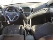 ✅ 2015 Hyundai Veloster RE:FLEX • VIN: KMHTC6AD0FU242972 • Lot: 75930104. Wystawiony na Copart z przebiegiem 152 516 mil. Bezpłatny archiwum sprzedaży aukcyjnych z USA i szczegółowy raport historii pojazdu na DreamBid. Zdjęcie 8.