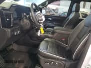 ✅ 2025 GMC Sierra 1500 AT4X • VIN: 3GTUUFEL6SG100789 • Лот: 87073965. Опубликован ранее на Copart с пробегом 7 170 миль. Бесплатный доступ к архиву аукционных продаж из США и подробный отчёт об истории автомобиля на DreamBid. Изображение 7.