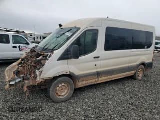 ✅ 2023 Ford Transit Passenger XL • VIN: 1FBAX2C83PKB04126 • Lot: 47767505. Wystawiony na Copart z przebiegiem 5 758 mil. Bezpłatny archiwum sprzedaży aukcyjnych z USA i szczegółowy raport historii pojazdu na DreamBid. Zdjęcie 1.