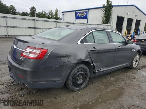 ✅ 2017 Ford Taurus Limited • VIN: 1FAHP2F85HG126158 • Lot: 85177655. Listed on Copart with 159,035 mi. Free auction sales archive from the USA and detailed vehicle history report at DreamBid. Image 3.