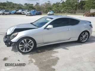 2012 Hyundai Genesis Coupe Grand Touring с VIN KMHHU6KH1CU078373, выставлен на аукционе Copart как лот 47413785 с пробегом 111 847 миль миль и Списание • Salvage title. История ставок и продаж доступна на DreamBid. Изображение 1.