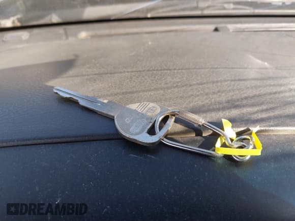 ✅ 1998 Isuzu Rodeo S • VIN: 4S2CM58W9W4337439 • Lot: 41619442. Listed on IAAI with 304,136 mi. Free auction sales archive from the USA and detailed vehicle history report at DreamBid. Image 11.