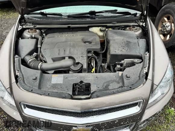 2012 Chevrolet Malibu 1LT z VIN 1G1ZC5E01CF208760, wystawiony jako Copart lot #91533105 z przebiegiem 147 278 mil mil oraz Czysty tytuł • Clean title. Historia ofert i sprzedaży dostępna na DreamBid. Obrazek 7.