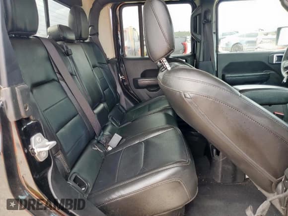 ✅ 2023 Jeep Gladiator Freedom • VIN: 1C6HJTAG7PL531273 • Lot: 56743255. Wystawiony na Copart z przebiegiem 41 226 mil. Bezpłatny archiwum sprzedaży aukcyjnych z USA i szczegółowy raport historii pojazdu na DreamBid. Zdjęcie 10.