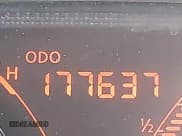 ✅ 2015 Nissan Note S • VIN: 3N1CE2CP4FL445181 • Lot: 43518523. Wystawiony na IAAI z przebiegiem 177 637 mil. Bezpłatny archiwum sprzedaży aukcyjnych z USA i szczegółowy raport historii pojazdu na DreamBid. Zdjęcie 16.