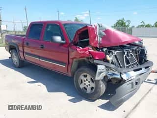 2005 Chevrolet Silverado 1500 Z71 z VIN 2GCEK13T551143145, wystawiony jako IAAI lot #42257668 z przebiegiem 181 147 mil mil oraz . Historia ofert i sprzedaży dostępna na DreamBid. Obrazek 1.