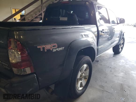 ✅ 2010 Toyota Tacoma PreRunner • VIN: 3TMJU4GN7AM098539 • Lot: 48615195. Listed on Copart with Not provided. Free auction sales archive from the USA and detailed vehicle history report at DreamBid. Image 3.
