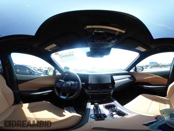 ✅ 2025 Lexus RX 350 • VIN: 2T2BAMBAXSC058589 • Lot: 42620541. Wystawiony na IAAI z przebiegiem 2 262 mil. Bezpłatny archiwum sprzedaży aukcyjnych z USA i szczegółowy raport historii pojazdu na DreamBid. Zdjęcie 20.