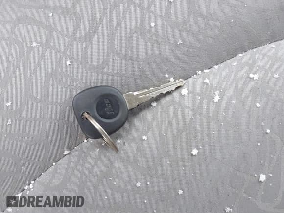 ✅ 2006 Saturn VUE • VIN: 5GZCZ53446S870781 • Lot: 41565198. Wystawiony na IAAI z przebiegiem 146 904 mil. Bezpłatny archiwum sprzedaży aukcyjnych z USA i szczegółowy raport historii pojazdu na DreamBid. Zdjęcie 11.