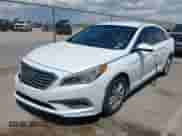 2015 Hyundai Sonata SE with VIN 5NPE24AF9FH149335, listed as a IAAI auction lot 42985916 with 111,875 mi miles and . Bid and sale history available at DreamBid. Image 17.