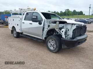 ✅ 2023 Chevrolet Silverado 2500HD Work Truck • VIN: 1GC2YLE78PF181056 • Lot: 42219223. Wystawiony na IAAI z przebiegiem 36 615 mil. Bezpłatny archiwum sprzedaży aukcyjnych z USA i szczegółowy raport historii pojazdu na DreamBid. Zdjęcie 1.