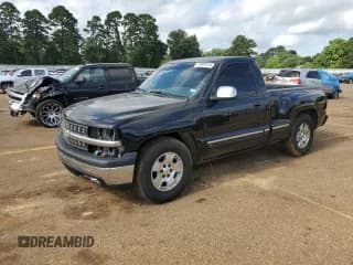 ✅ 2000 Chevrolet Silverado 1500 LS • VIN: 1GCEC14T5YZ168330 • Лот: 71237754. Опубликован ранее на Copart с пробегом Не указан. Бесплатный доступ к архиву аукционных продаж из США и подробный отчёт об истории автомобиля на DreamBid. Изображение 1.