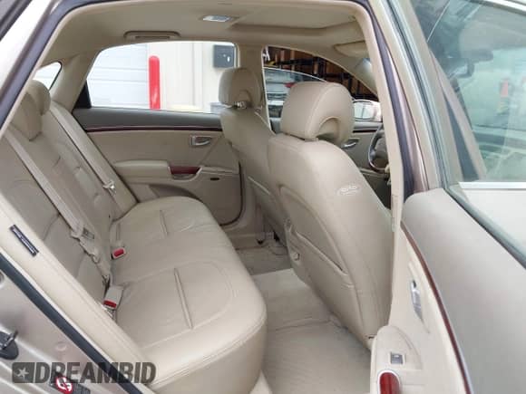2006 Hyundai Azera SE с VIN KMHFC46F16A118500, выставлен на аукционе IAAI как лот 42007351 с пробегом 36 676 миль миль и . История ставок и продаж доступна на DreamBid. Изображение 8.