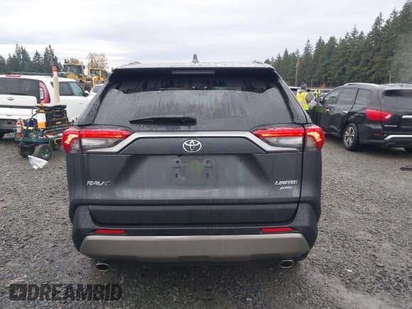 ✅ 2023 Toyota RAV4 Limited • VIN: 2T3N1RFV9PC387732 • Лот: 43571393. Опубликован ранее на IAAI с пробегом 23 572 миль. Бесплатный доступ к архиву аукционных продаж из США и подробный отчёт об истории автомобиля на DreamBid. Изображение 16.