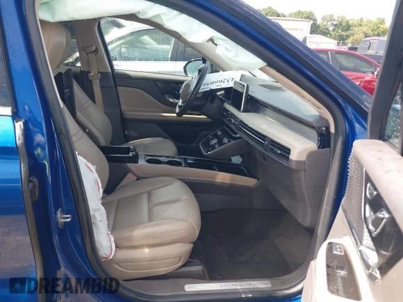 ✅ 2020 Lincoln Corsair Standard • VIN: 5LMCJ1C99LUL29957 • Лот: 43266058. Опубликован ранее на IAAI с пробегом 52 922 миль. Бесплатный доступ к архиву аукционных продаж из США и подробный отчёт об истории автомобиля на DreamBid. Изображение 5.