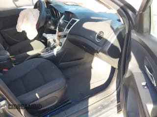 ✅ 2013 Chevrolet Cruze 1LT • VIN: 1G1PC5SB5D7211895 • Lot: 43385284. Listed on IAAI with 157,893 mi. Free auction sales archive from the USA and detailed vehicle history report at DreamBid. Image 5.