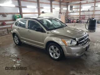 ✅ 2010 Dodge Caliber Mainstreet • VIN: 1B3CB3HAXAD627936 • Лот: 81231994. Опубликован ранее на Copart с пробегом 118 279 миль. Бесплатный доступ к архиву аукционных продаж из США и подробный отчёт об истории автомобиля на DreamBid. Изображение 4.