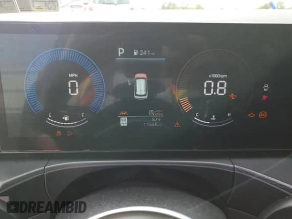 ✅ 2025 Hyundai Santa Fe SE • VIN: 5NMP1DGL5SH098125 • Лот: 81919155. Опубликован ранее на Copart с пробегом 11 565 миль. Бесплатный доступ к архиву аукционных продаж из США и подробный отчёт об истории автомобиля на DreamBid. Изображение 9.