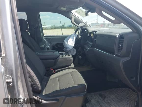 ✅ 2024 Chevrolet Silverado 1500 LT • VIN: 3GCPDKEK5RG227864 • Лот: 43225656. Опубликован ранее на IAAI с пробегом 45 346 миль. Бесплатный доступ к архиву аукционных продаж из США и подробный отчёт об истории автомобиля на DreamBid. Изображение 5.