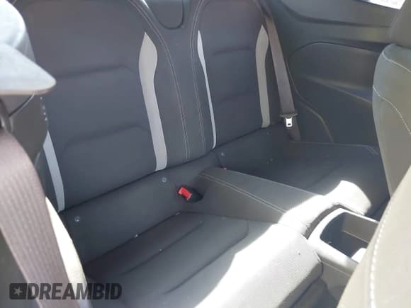 ✅ 2017 Chevrolet Camaro 1LT • VIN: 1G1FB3DS1H0140757 • Lot: 40735173. Listed on IAAI with Not provided. Free auction sales archive from the USA and detailed vehicle history report at DreamBid. Image 8.