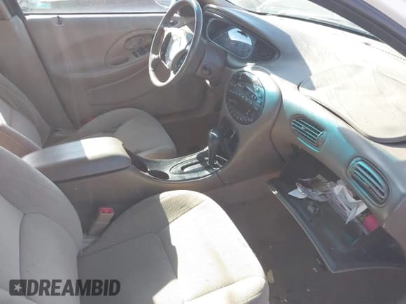 ✅ 1998 Ford Taurus SE Comfort • VIN: 1FAFP53S6WA158707 • Lot: 43664264. Wystawiony na IAAI z przebiegiem 94 283 mil. Bezpłatny archiwum sprzedaży aukcyjnych z USA i szczegółowy raport historii pojazdu na DreamBid. Zdjęcie 5.