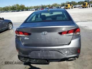 2019 Hyundai Sonata SEL z VIN 5NPE34AF5KH775424, wystawiony jako Copart lot #81421505 z przebiegiem Nie podano mil oraz Szkoda całkowita • Salvage title. Historia ofert i sprzedaży dostępna na DreamBid. Obrazek 6.