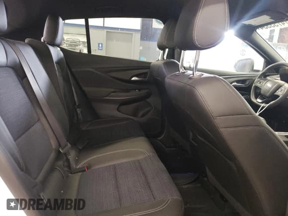 ✅ 2024 Buick Envista Preferred • VIN: KL47LAE29RB160394 • Лот: 74733534. Опубликован ранее на Copart с пробегом 7 444 миль. Бесплатный доступ к архиву аукционных продаж из США и подробный отчёт об истории автомобиля на DreamBid. Изображение 10.