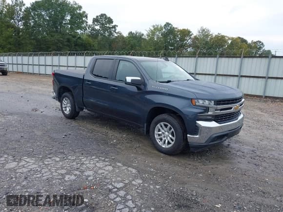 ✅ 2020 Chevrolet Silverado 1500 LT • VIN: 1GCPWCED6LZ120671 • Lot: 43306666. Wystawiony na IAAI z przebiegiem 136 149 mil. Bezpłatny archiwum sprzedaży aukcyjnych z USA i szczegółowy raport historii pojazdu na DreamBid. Zdjęcie 1.