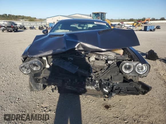 ✅ 2021 Dodge Challenger SXT • VIN: 2C3CDZAG9MH635192 • Лот: 89802415. Опубликован ранее на Copart с пробегом 69 300 миль. Бесплатный доступ к архиву аукционных продаж из США и подробный отчёт об истории автомобиля на DreamBid. Изображение 5.