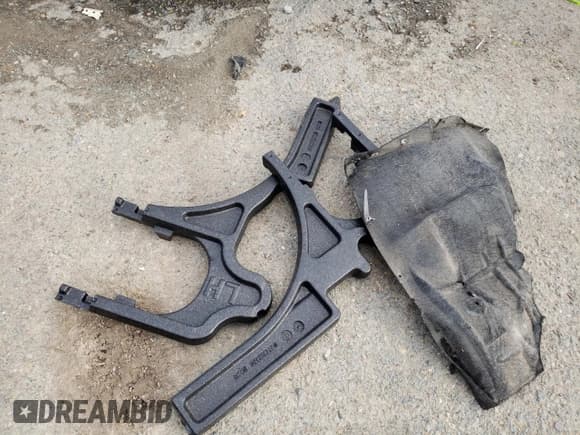 ✅ 2017 Chevrolet Cruze LT • VIN: 1G1BE5SM6H7225946 • Лот: 42672973. Опубликован ранее на Copart с пробегом 111 544 миль. Бесплатный доступ к архиву аукционных продаж из США и подробный отчёт об истории автомобиля на DreamBid. Изображение 12.