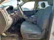 2013 Ram 1500 Express z VIN 1C6RR6KT5DS655893, wystawiony jako Copart lot #72066815 z przebiegiem 306 112 mil mil oraz Szkoda całkowita • Salvage title. Historia ofert i sprzedaży dostępna na DreamBid. Obrazek 7.