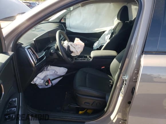 ✅ 2025 Kia Sorento X-Line EX • VIN: 5XYRHDJF2SG325479 • Lot: 55058605. Wystawiony na Copart z przebiegiem 5 525 mil. Bezpłatny archiwum sprzedaży aukcyjnych z USA i szczegółowy raport historii pojazdu na DreamBid. Zdjęcie 7.