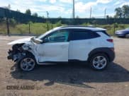 ✅ 2023 Hyundai Kona SEL • VIN: KM8K6CAB2PU022203 • Лот: 43094024. Опубликован ранее на IAAI с пробегом 5 818 миль. Бесплатный доступ к архиву аукционных продаж из США и подробный отчёт об истории автомобиля на DreamBid. Изображение 13.