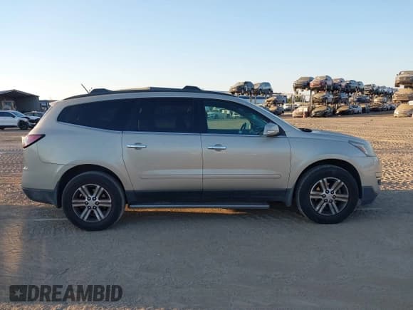 ✅ 2015 Chevrolet Traverse LT • VIN: 1GNKRHKD3FJ219378 • Lot: 43754664. Listed on IAAI with Not provided. Free auction sales archive from the USA and detailed vehicle history report at DreamBid. Image 14.