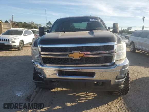 ✅ 2014 Chevrolet Silverado 2500HD LTZ • VIN: 1GC1KYE82EF129177 • Лот: 89486365. Опубликован ранее на Copart с пробегом 208 032 миль. Бесплатный доступ к архиву аукционных продаж из США и подробный отчёт об истории автомобиля на DreamBid. Изображение 5.