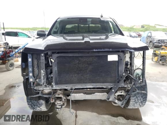 ✅ 2018 Chevrolet Silverado 1500 LTZ • VIN: 3GCUKSEC9JG282064 • Лот: 70865514. Опубликован ранее на Copart с пробегом 88 754 миль. Бесплатный доступ к архиву аукционных продаж из США и подробный отчёт об истории автомобиля на DreamBid. Изображение 5.