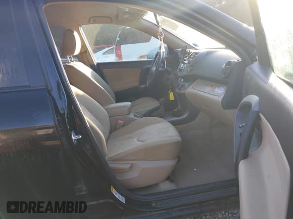 ✅ 2010 Toyota RAV4 • VIN: 2T3BF4DVXAW071983 • Лот: 43503171. Опубликован ранее на IAAI с пробегом 199 377 миль. Бесплатный доступ к архиву аукционных продаж из США и подробный отчёт об истории автомобиля на DreamBid. Изображение 5.