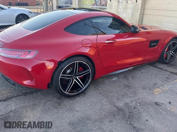 ✅ 2019 Mercedes-Benz AMG GT • VIN: WDDYJ8AA0KA023741 • Lot: 44849155. Listed on Copart with 59,277 mi. Free auction sales archive from the USA and detailed vehicle history report at DreamBid. Image 4.
