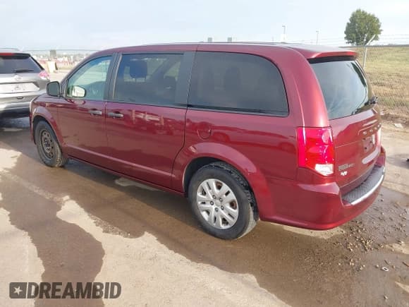 ✅ 2019 Dodge Grand Caravan SE • VIN: 2C4RDGBG3KR740438 • Lot: 43180789. Wystawiony na IAAI z przebiegiem 242 546 mil. Bezpłatny archiwum sprzedaży aukcyjnych z USA i szczegółowy raport historii pojazdu na DreamBid. Zdjęcie 3.