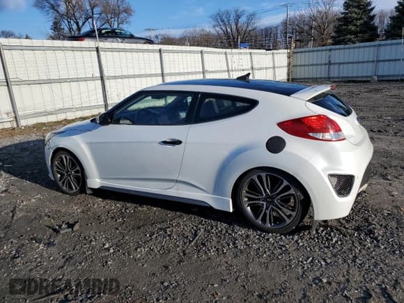 ✅ 2016 Hyundai Veloster Turbo • VIN: KMHTC6AE4GU301371 • Lot: 87440864. Wystawiony na Copart z przebiegiem 95 694 mil. Bezpłatny archiwum sprzedaży aukcyjnych z USA i szczegółowy raport historii pojazdu na DreamBid. Zdjęcie 2.