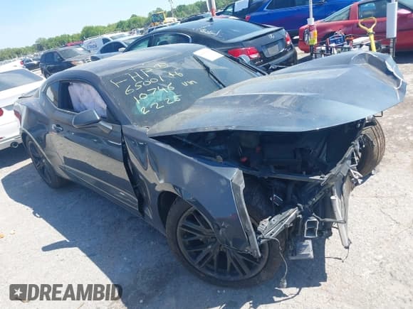 ✅ 2021 Chevrolet Camaro 1LS • VIN: 1G1FB1RX7M0110746 • Lot: 41890788. Wystawiony na IAAI z przebiegiem Nie podano. Bezpłatny archiwum sprzedaży aukcyjnych z USA i szczegółowy raport historii pojazdu na DreamBid. Zdjęcie 1.